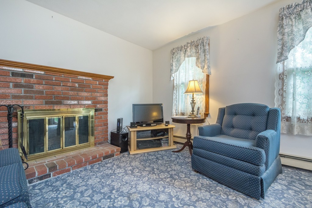 42 Westcott Road Hopedale, MA 01747 - Photo 14 of 30 Gallery Image 14
