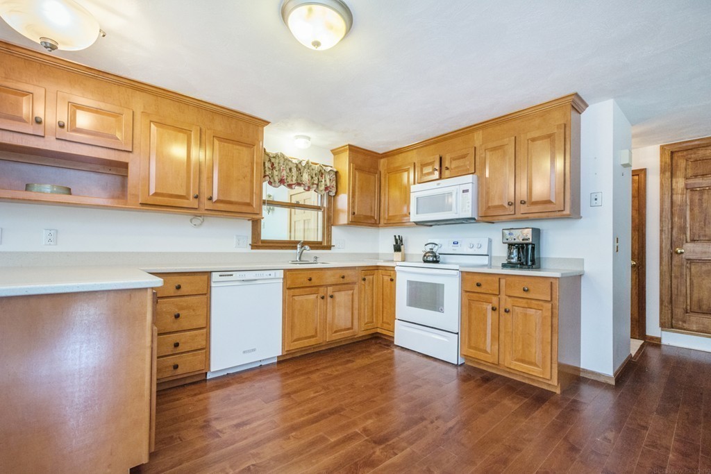 42 Westcott Road Hopedale, MA 01747 - Photo 15 of 30 Gallery Image 15