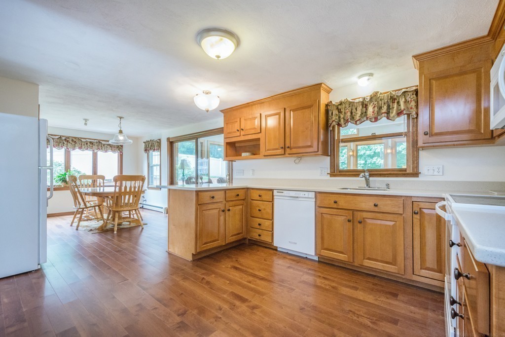 42 Westcott Road Hopedale, MA 01747 - Photo 16 of 30 Gallery Image 16