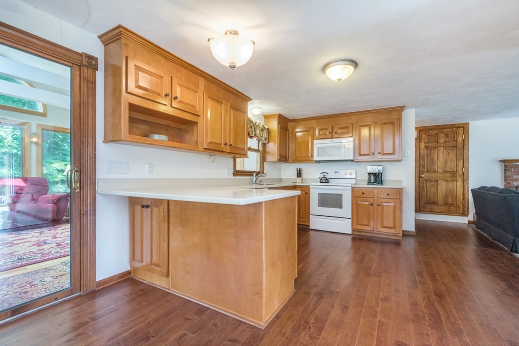 42 Westcott Road Hopedale, MA 01747 - Photo 18 of 30 Gallery Image 18