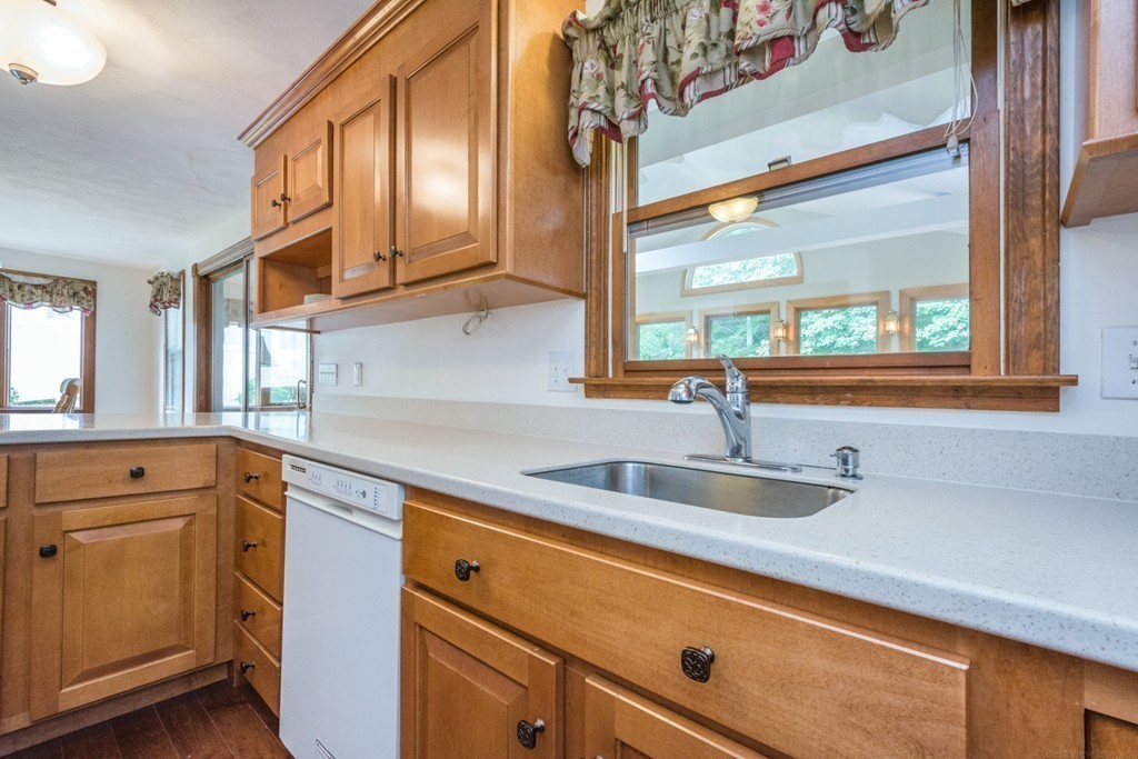 42 Westcott Road Hopedale, MA 01747 - Photo 19 of 30 Gallery Image 19