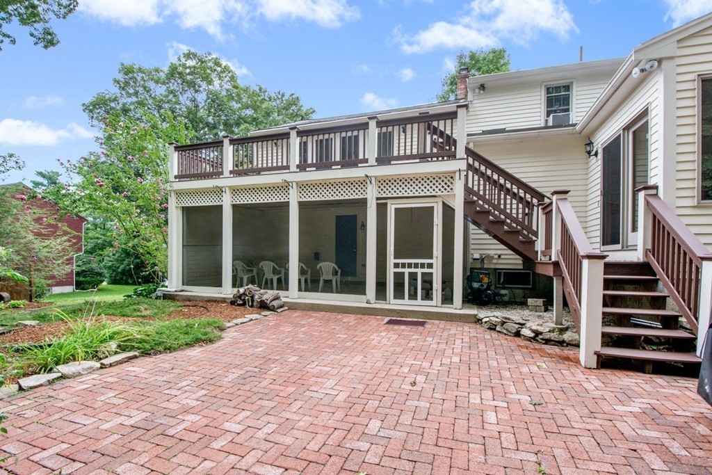 42 Westcott Road Hopedale, MA 01747 - Photo 5 of 30 Gallery Image 5