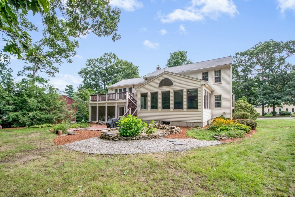 42 Westcott Road Hopedale, MA 01747 - Photo 6 of 30 Gallery Image 6