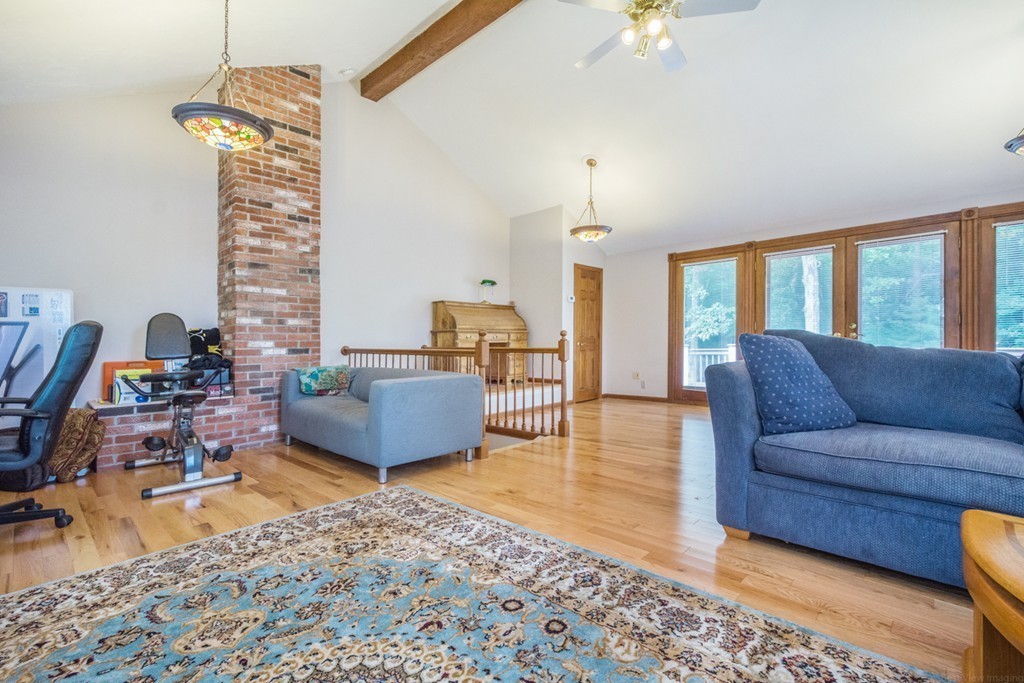 42 Westcott Road Hopedale, MA 01747 - Photo 10 of 30 Gallery Image 10