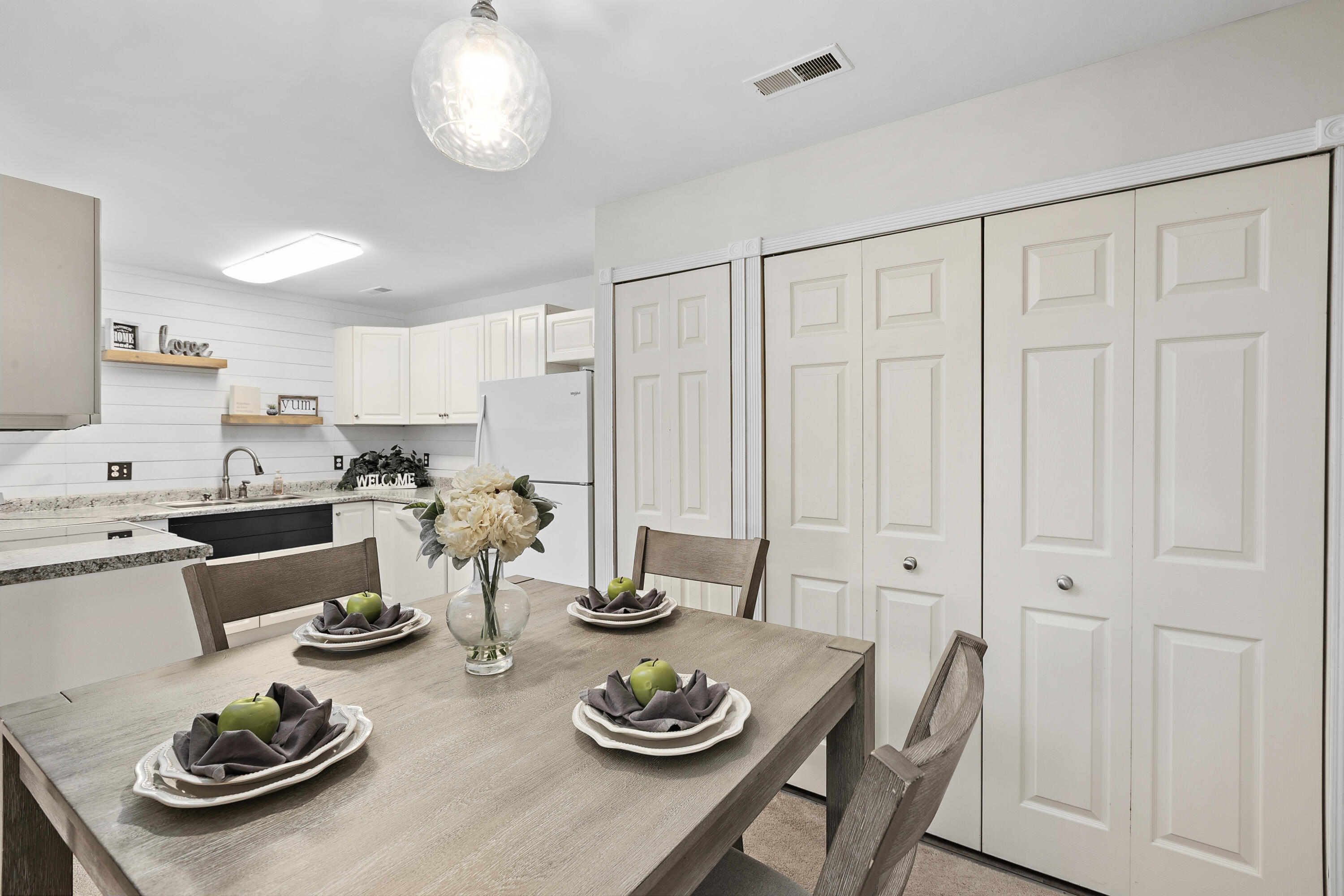 400 Sturdy Road, Unit 5B Valparaiso, IN 46383 - Photo 5 of 19 3000x2000