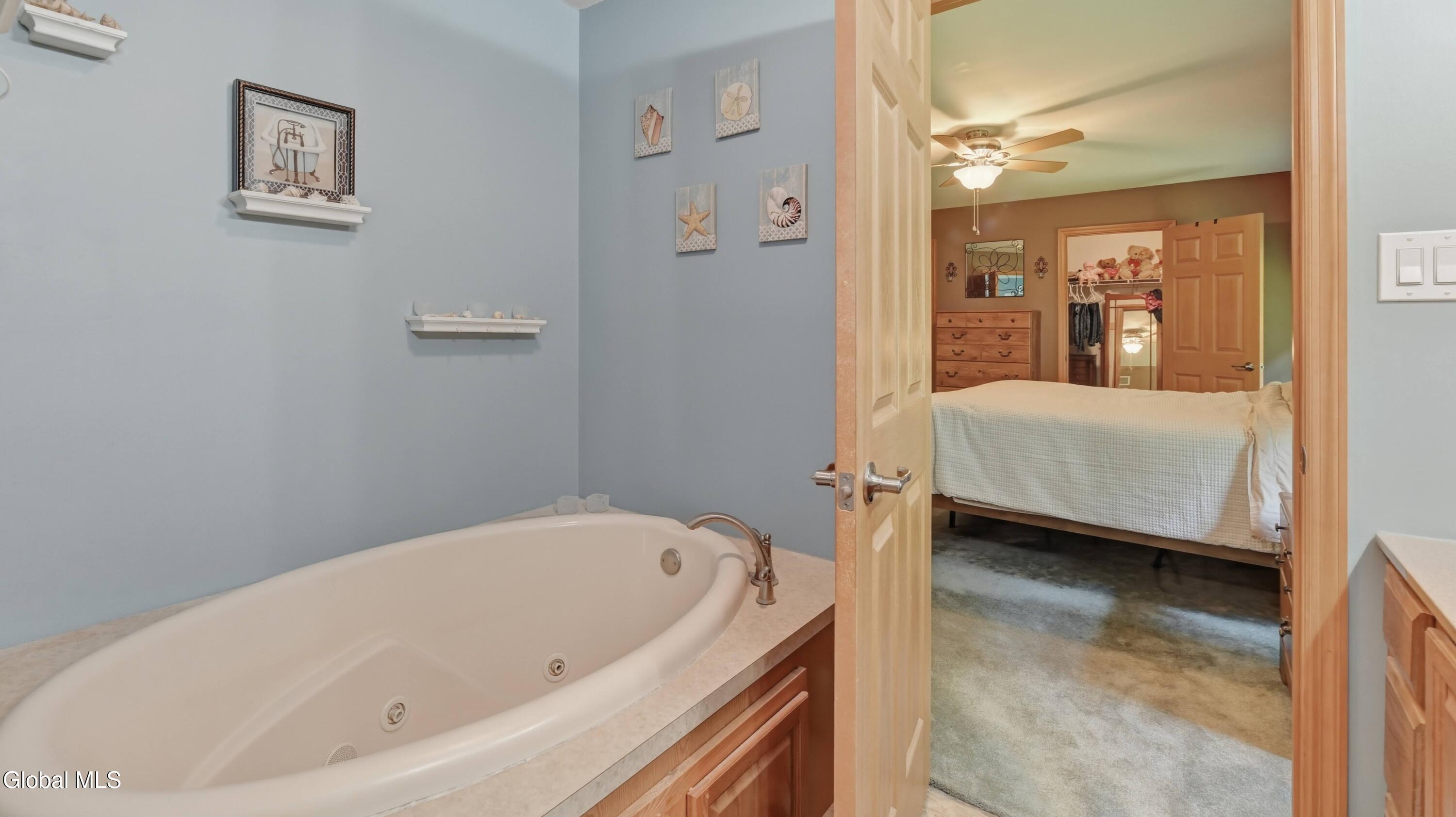 184 Hillview Road Gloversville, NY 12078 - Photo 25 of 60 184HillviewRd_045