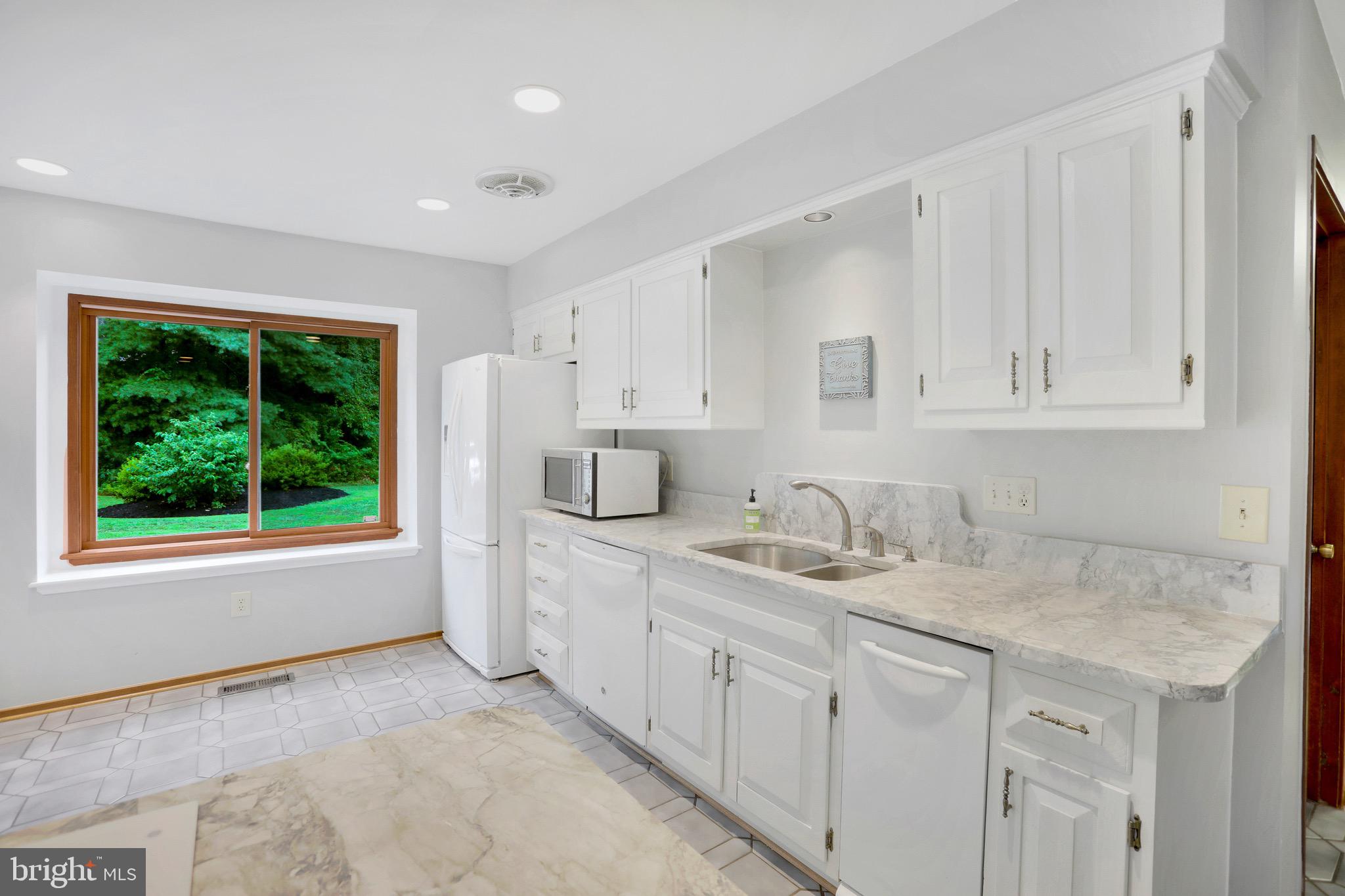 43351 Spinks Ferry Road Leesburg, VA 20176 - Photo 23 of 48 Gallery Image 23
