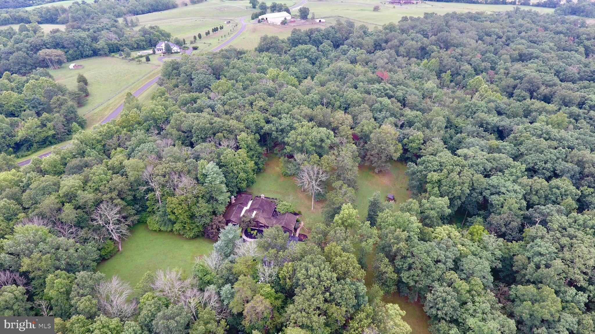43351 Spinks Ferry Road Leesburg, VA 20176 - Photo 4 of 48 Gallery Image 4
