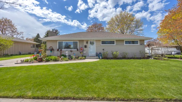 $339,900 | 3718 South 12th Place, Sheboygan, WI 53081
