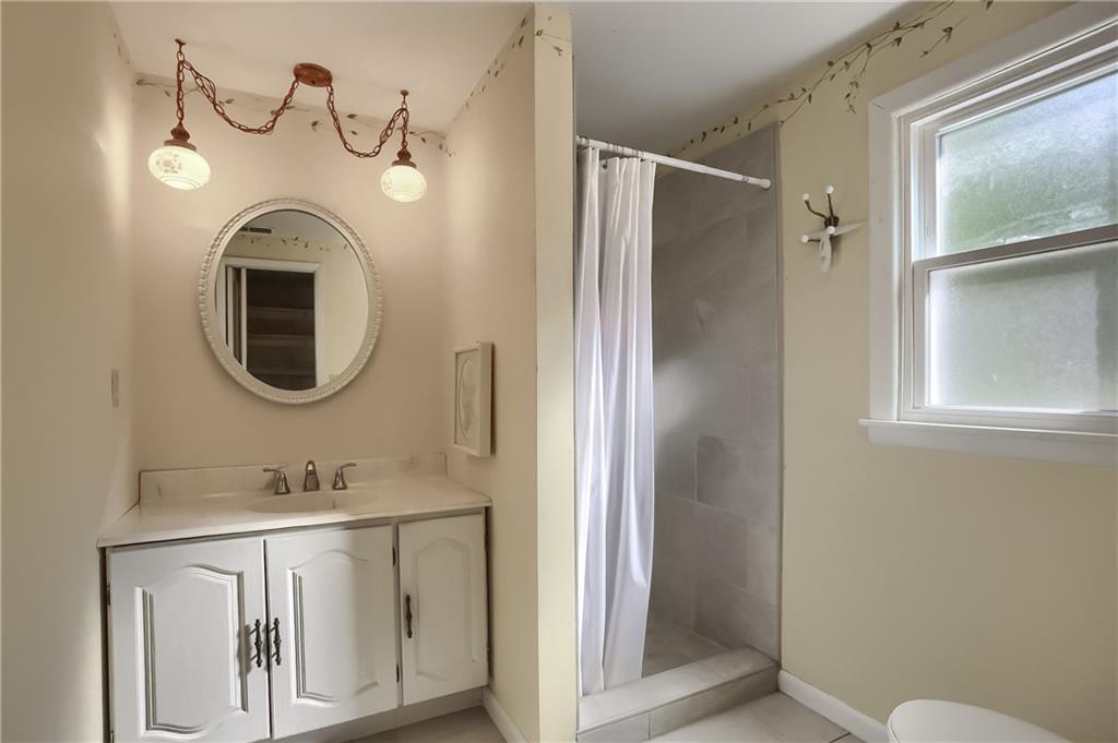 3374 Evergreen Road Pittsburgh, PA 15237 - Photo 18 of 25 Gallery Image 18