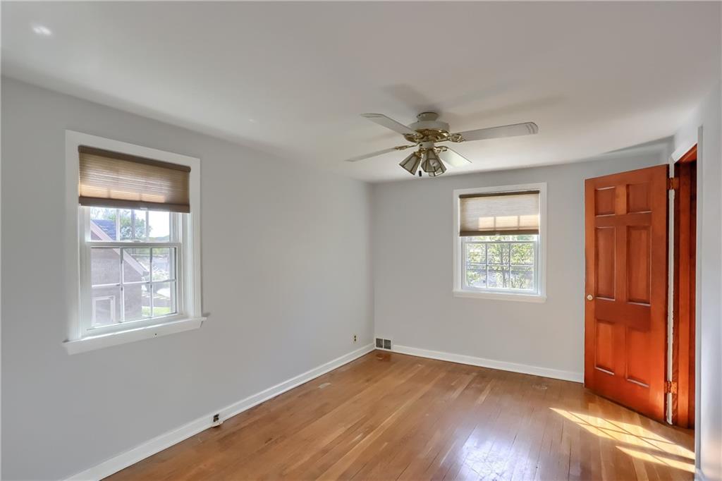 3374 Evergreen Road Pittsburgh, PA 15237 - Photo 20 of 25 Gallery Image 20