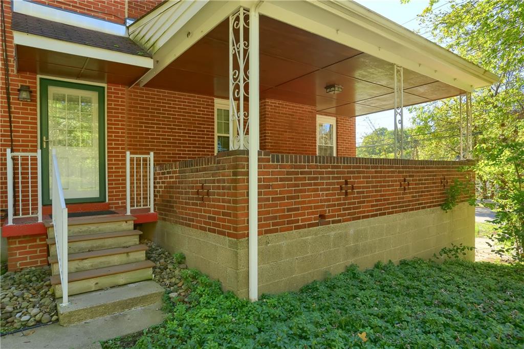 3374 Evergreen Road Pittsburgh, PA 15237 - Photo 4 of 25 Gallery Image 4