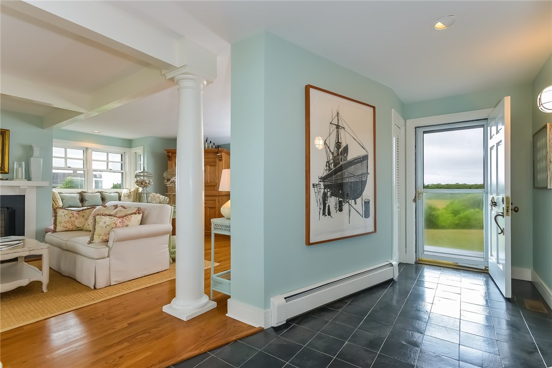 1357 Snake Hole Road Block Island, RI 02807 - Photo 19 of 40