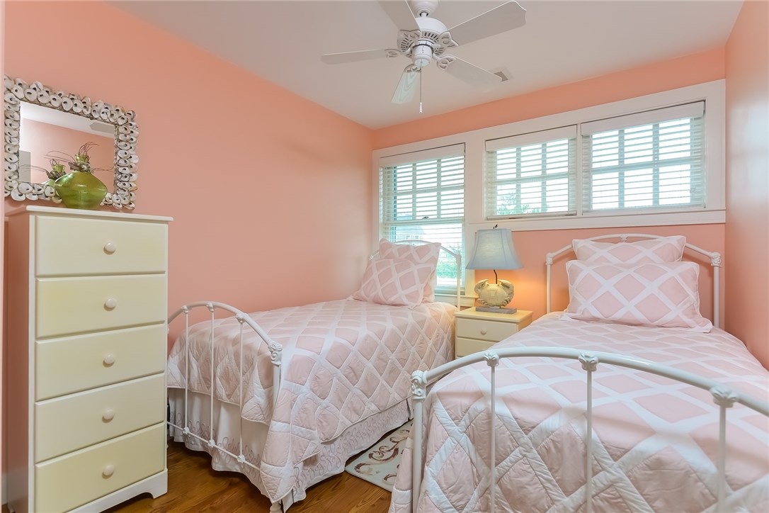 1357 Snake Hole Road Block Island, RI 02807 - Photo 21 of 40