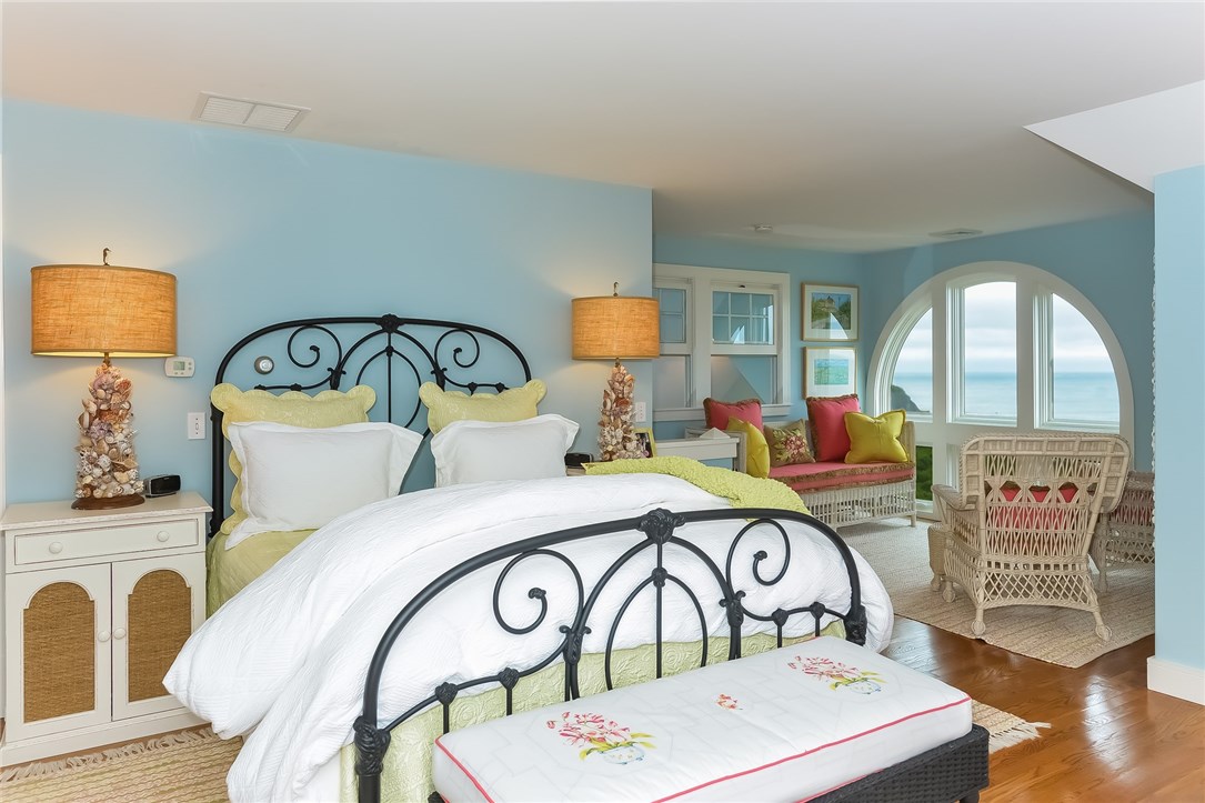 1357 Snake Hole Road Block Island, RI 02807 - Photo 30 of 40