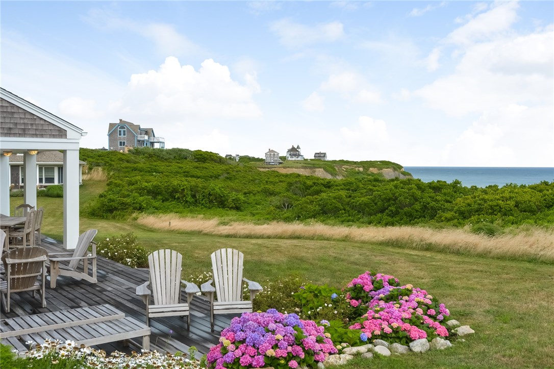 1357 Snake Hole Road Block Island, RI 02807 - Photo 33 of 40