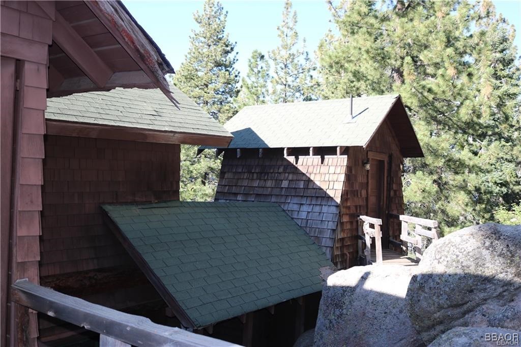 46 Spring Road Big Bear Lake, CA 92315 - Photo 22 of 43 a view of outdoor kitchen cabinets and patio