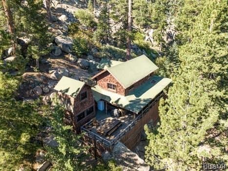 46 Spring Road Big Bear Lake, CA 92315 - Photo 31 of 43 an aerial view of a house with a yard