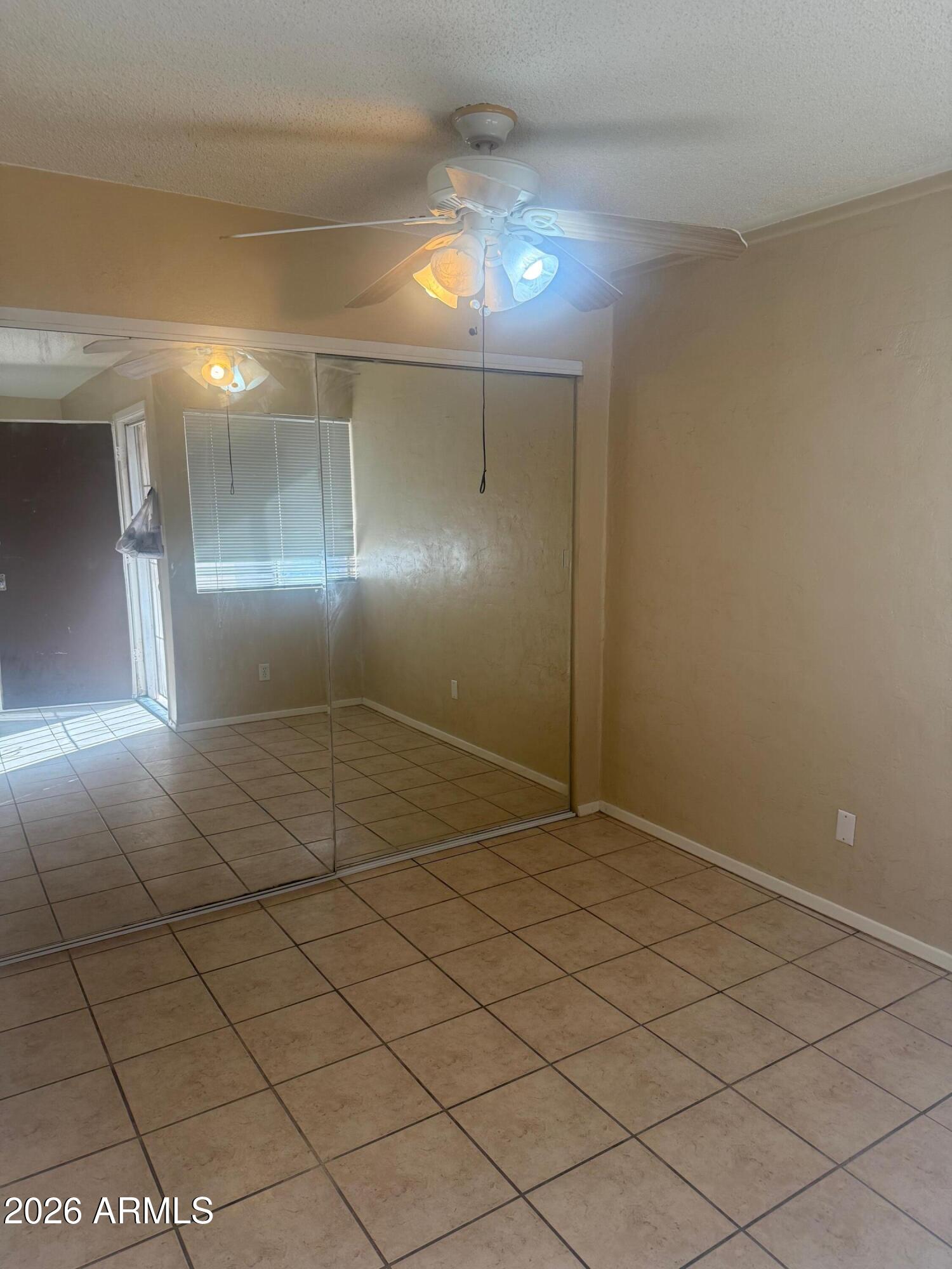 1622 East Campbell Avenue, Unit R Phoenix, AZ 85016 - Photo 5 of 15 a view of an empty room