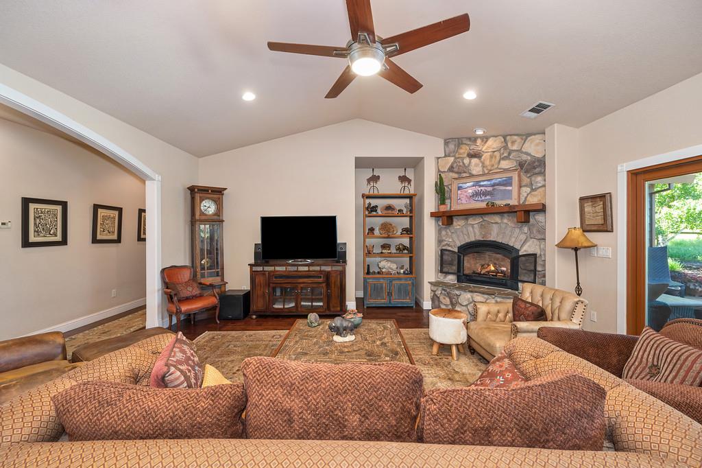 7505 Wise Road Auburn, CA 95603 - Photo 12 of 56