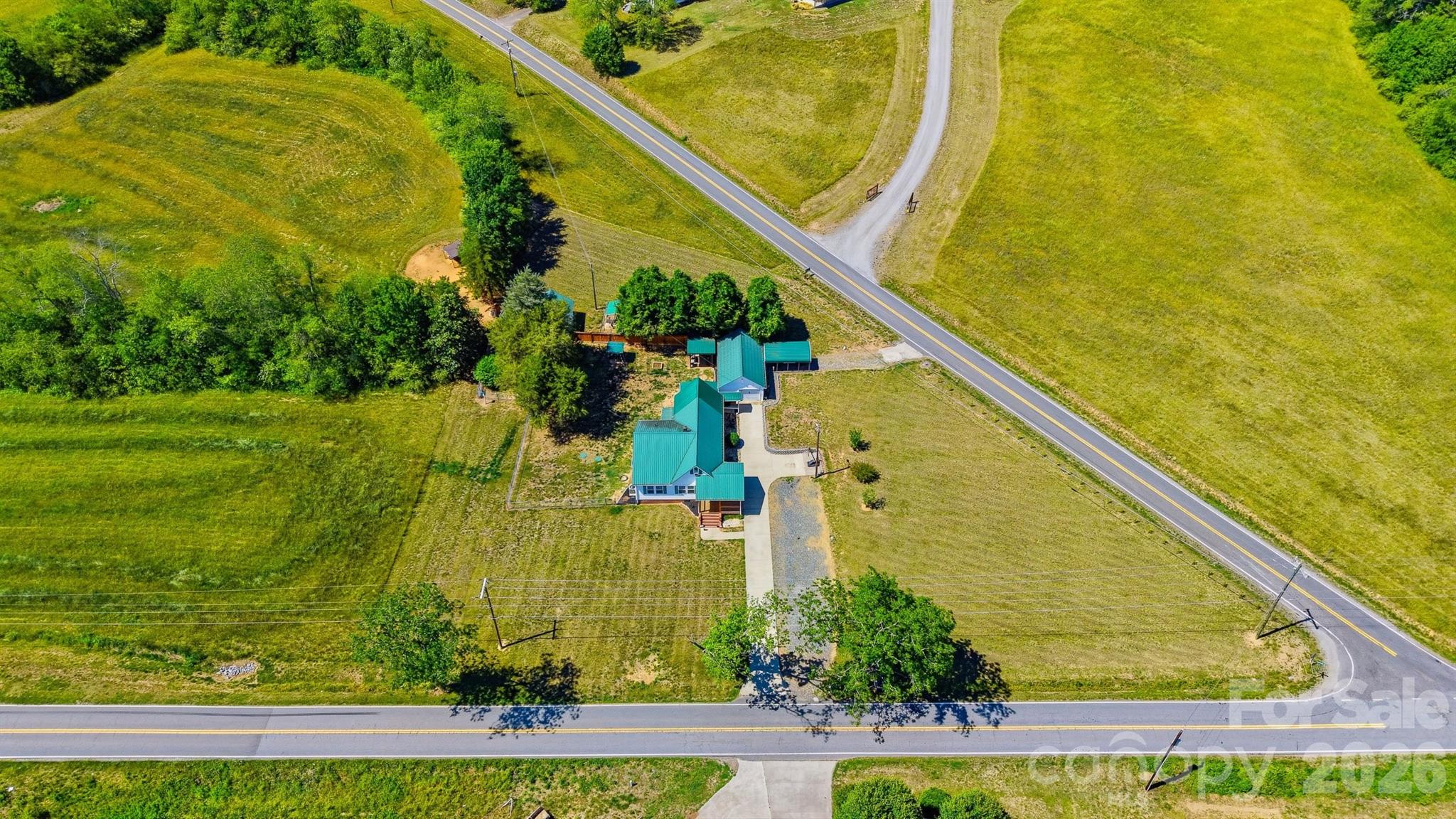 4039 Hartland Road Lenoir, NC 28645 - Photo 38 of 46