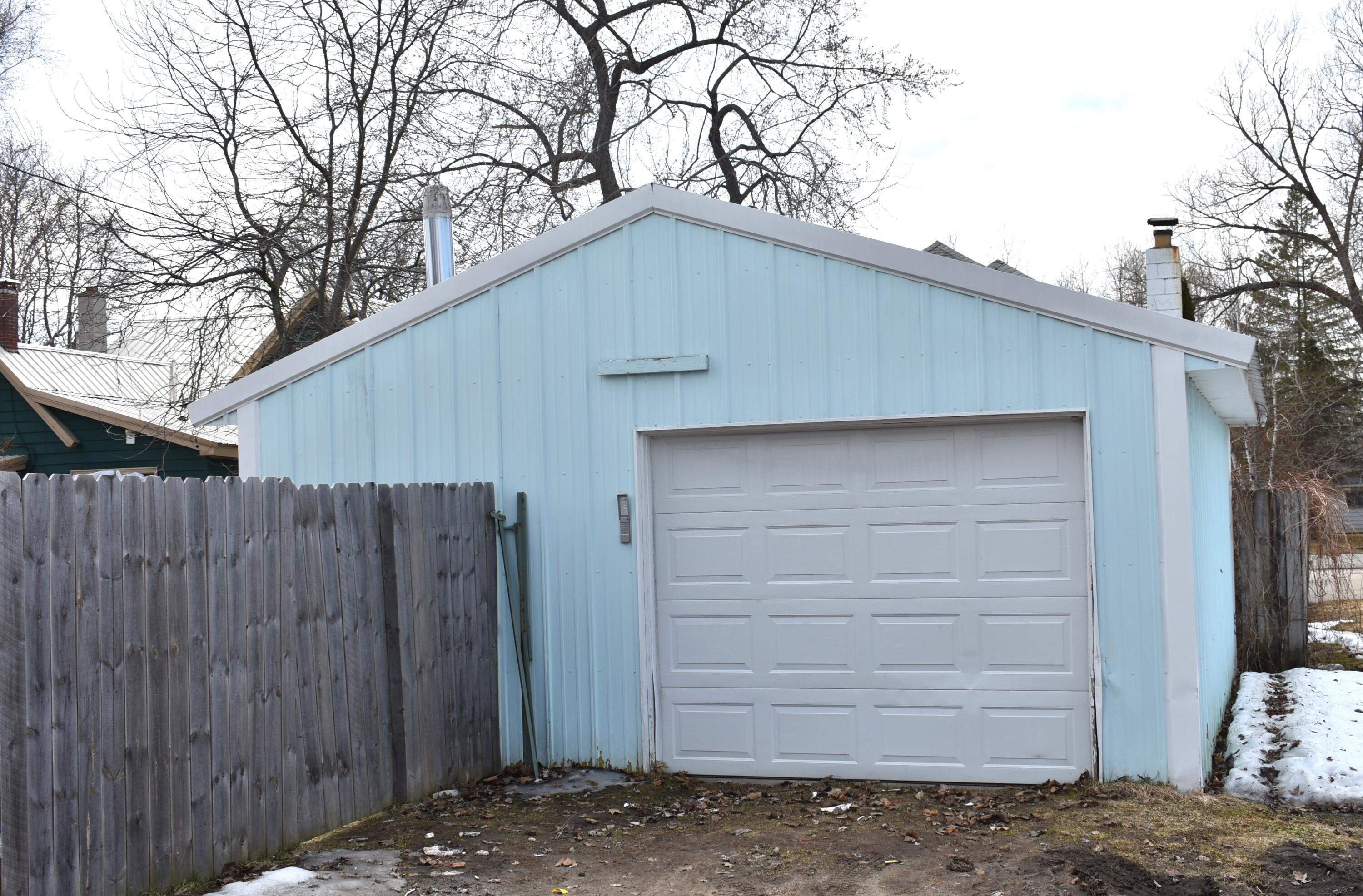400 North Ball Street Cheboygan, MI 49721 - Photo 16 of 18 Gallery Image 16