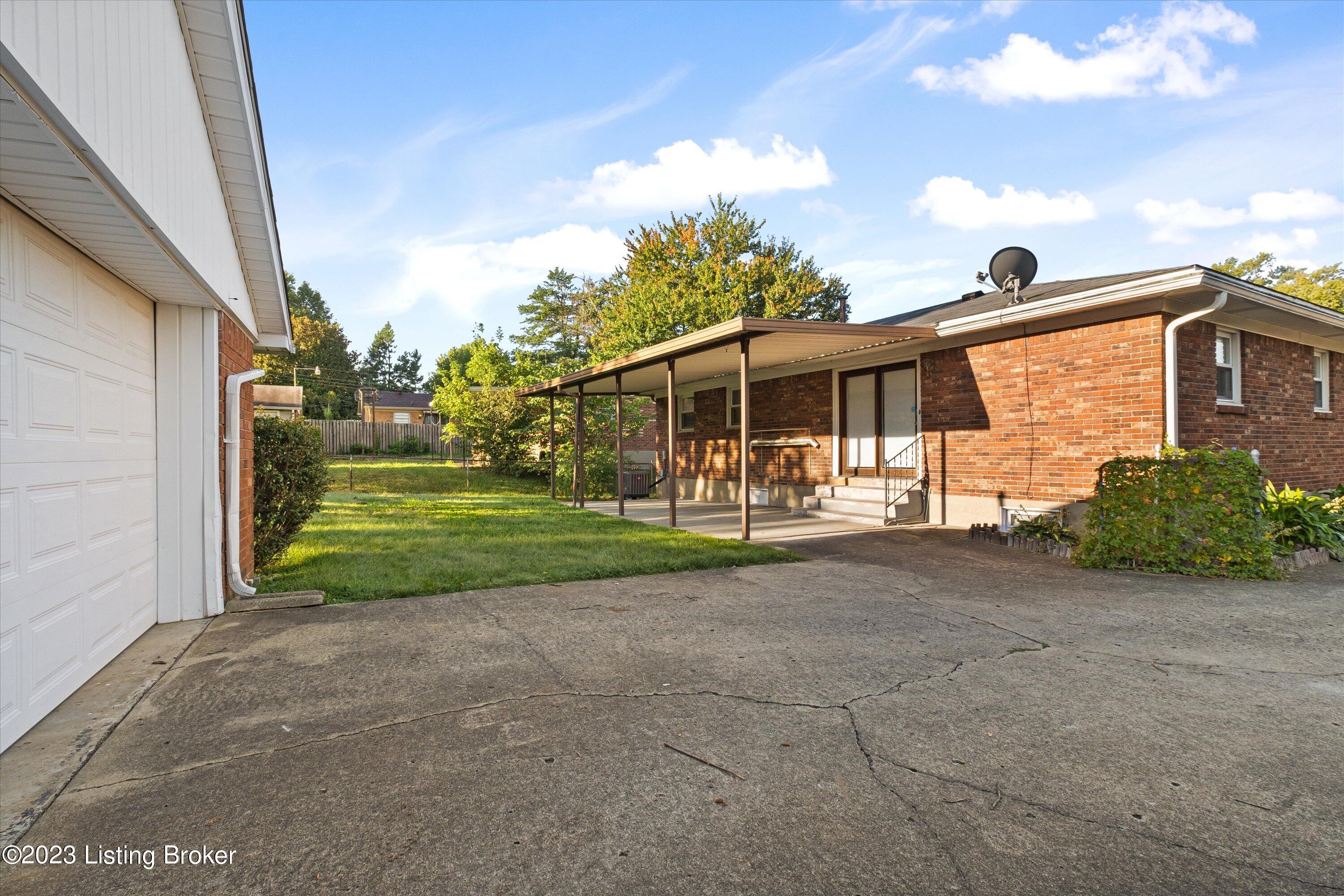 6913 Ledgerock Road Louisville, KY 40219 - Photo 40 of 40 40-6913Ledgerock-LouisvilleRealEstateMed