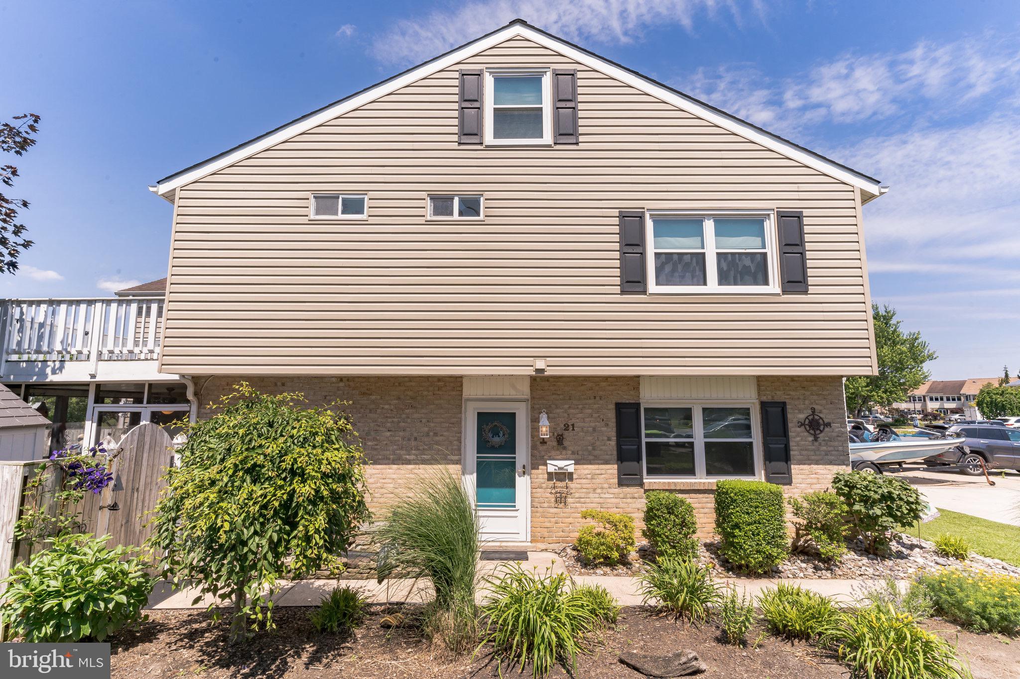 21 Neptune Drive Joppa, MD 21085 - Photo 4 of 42