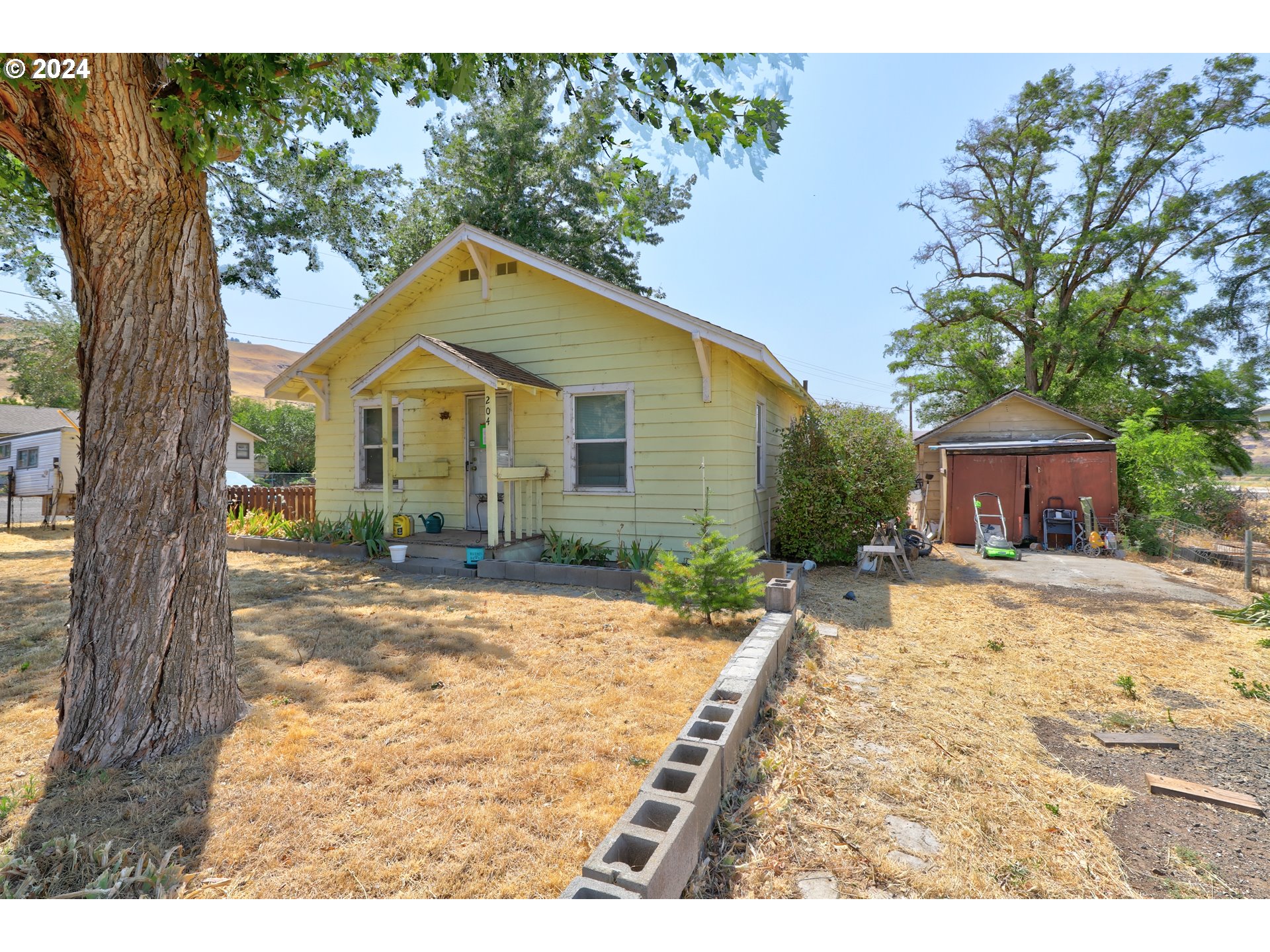 204 Wallace Street Rufus, OR 97050 - Photo 6 of 16 Gallery Image 6
