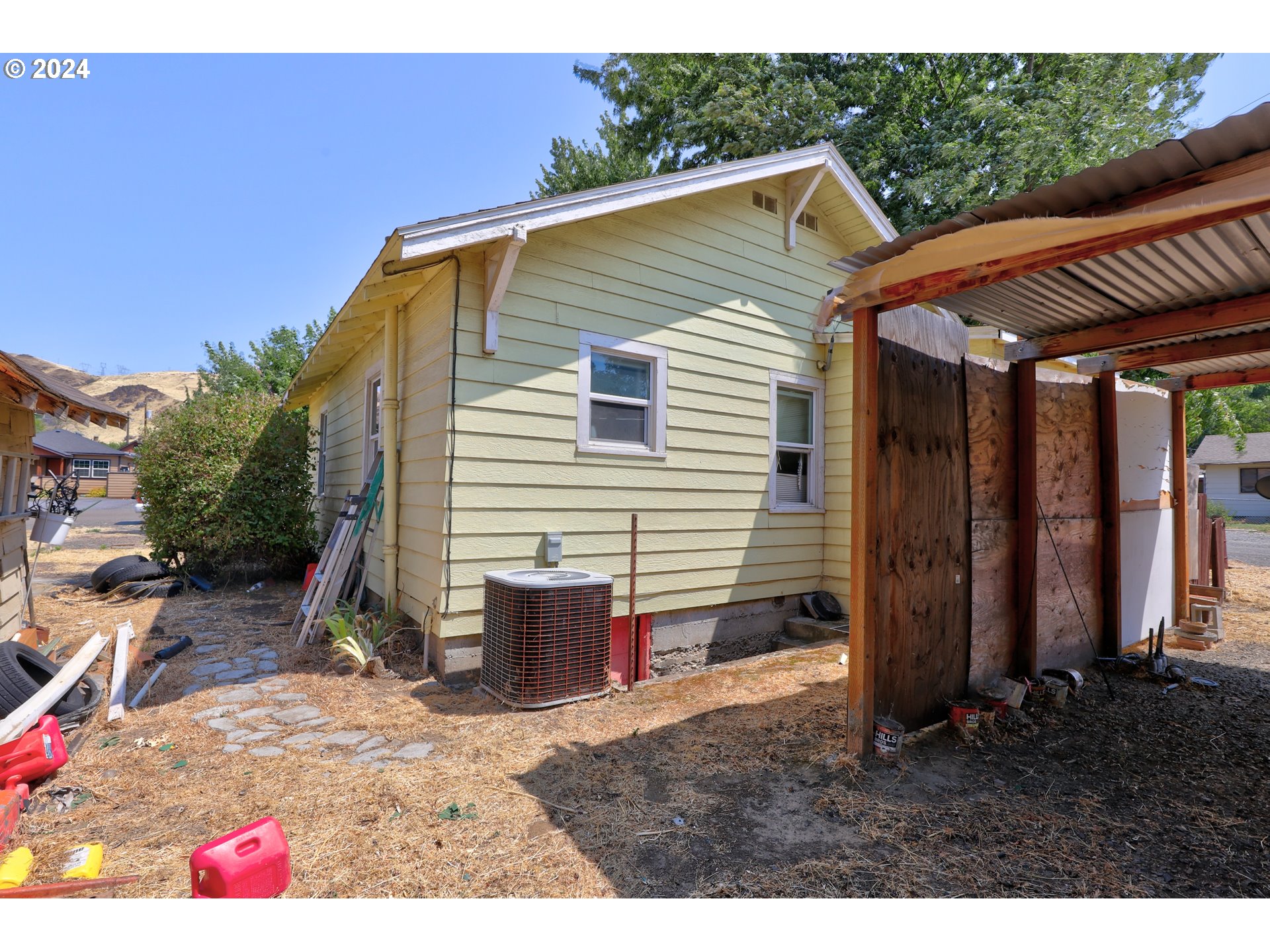 204 Wallace Street Rufus, OR 97050 - Photo 9 of 16 Gallery Image 9