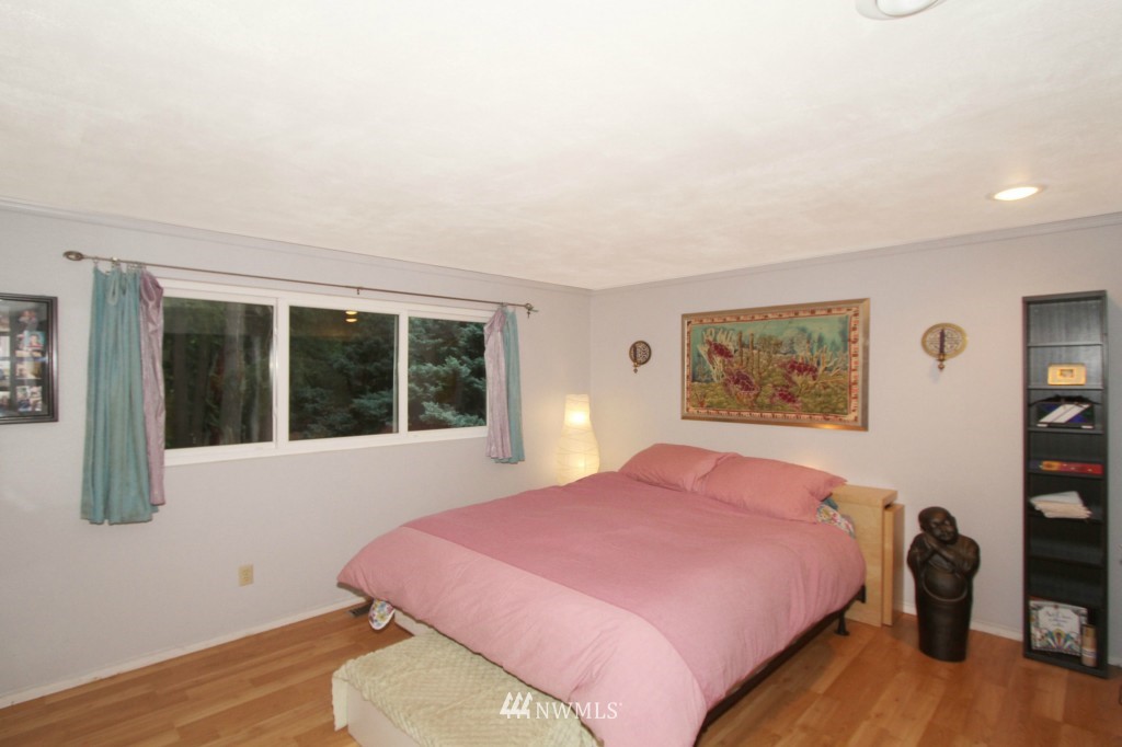 23025 38th Avenue Southeast Bothell, WA 98021 - Photo 8 of 18