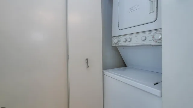 a close up view of washer and dryer