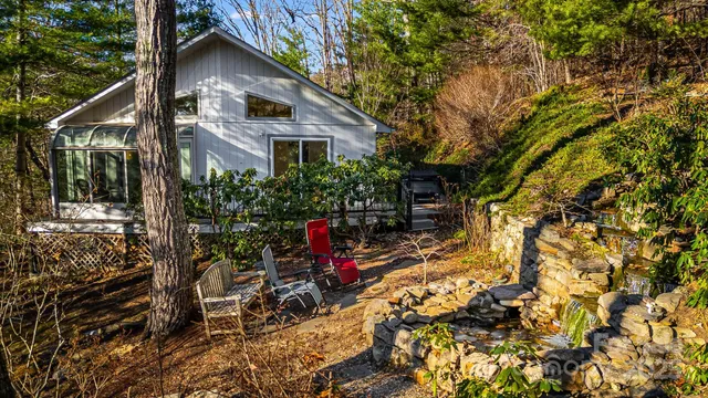 $710,000 | 31 Covewood Road, Asheville, NC 28805