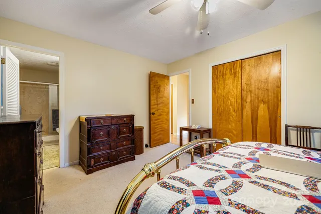 $710,000 | 31 Covewood Road, Asheville, NC 28805