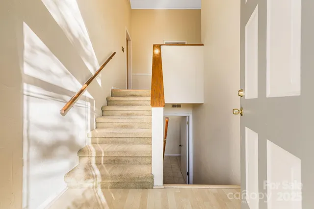 $710,000 | 31 Covewood Road, Asheville, NC 28805