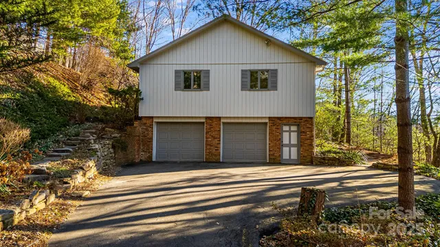 $710,000 | 31 Covewood Road, Asheville, NC 28805