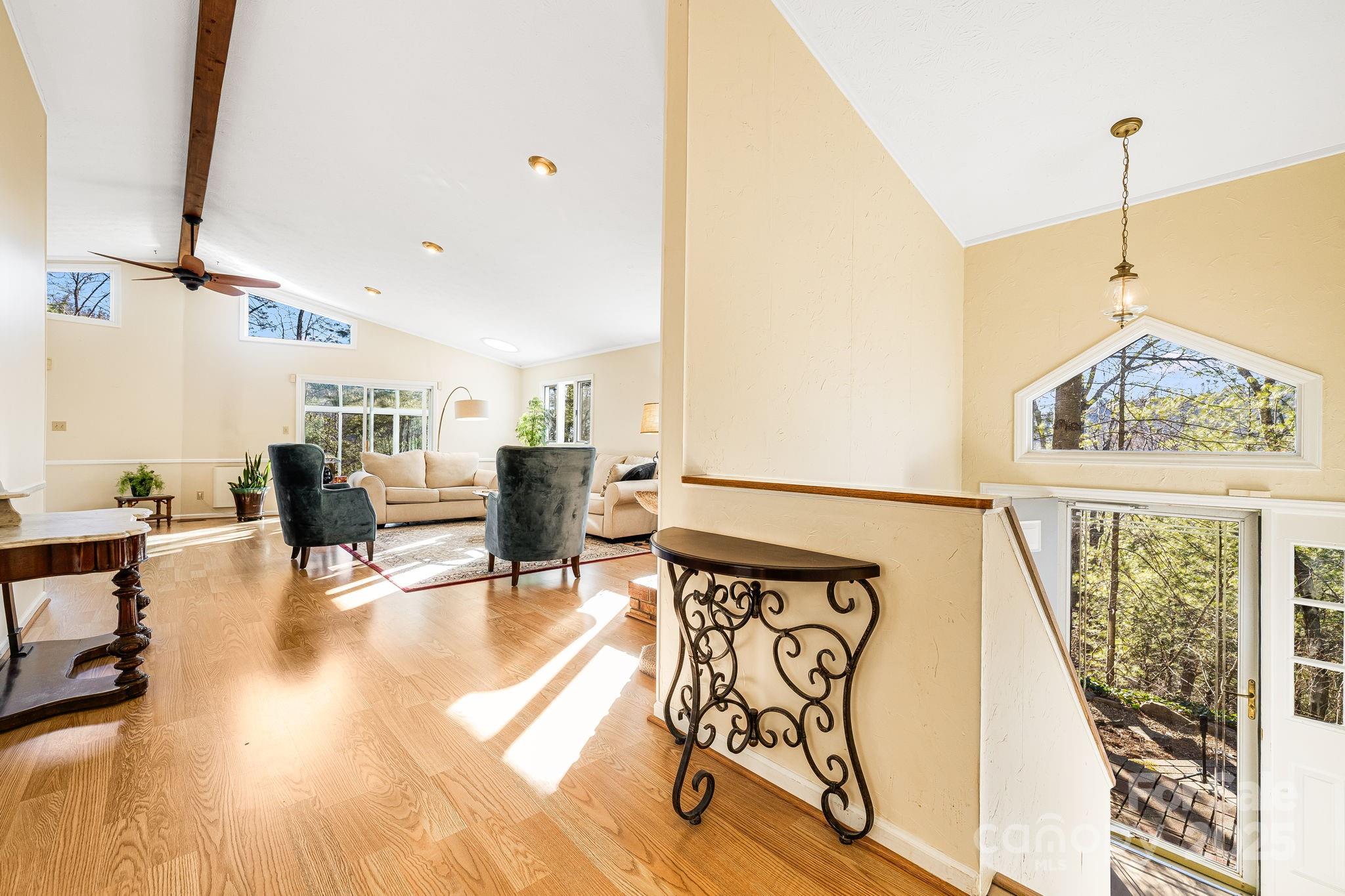 31 Covewood Road Asheville, NC 28805 - Photo 5 of 44