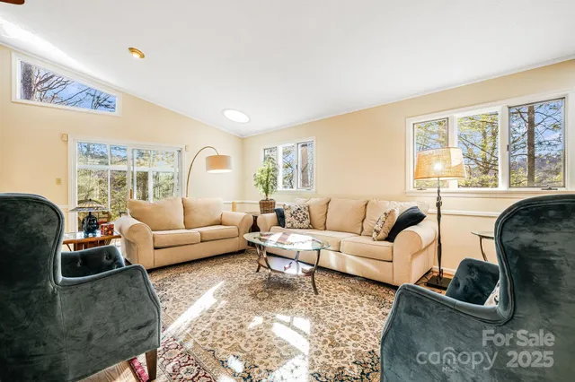 $710,000 | 31 Covewood Road, Asheville, NC 28805