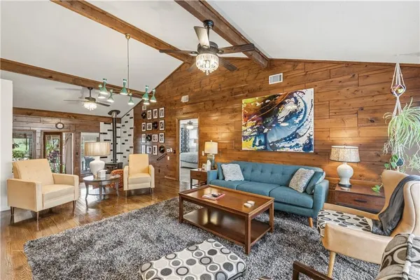 $595,000 | 121 Highland Park Avenue, Excelsior Springs, MO 64024