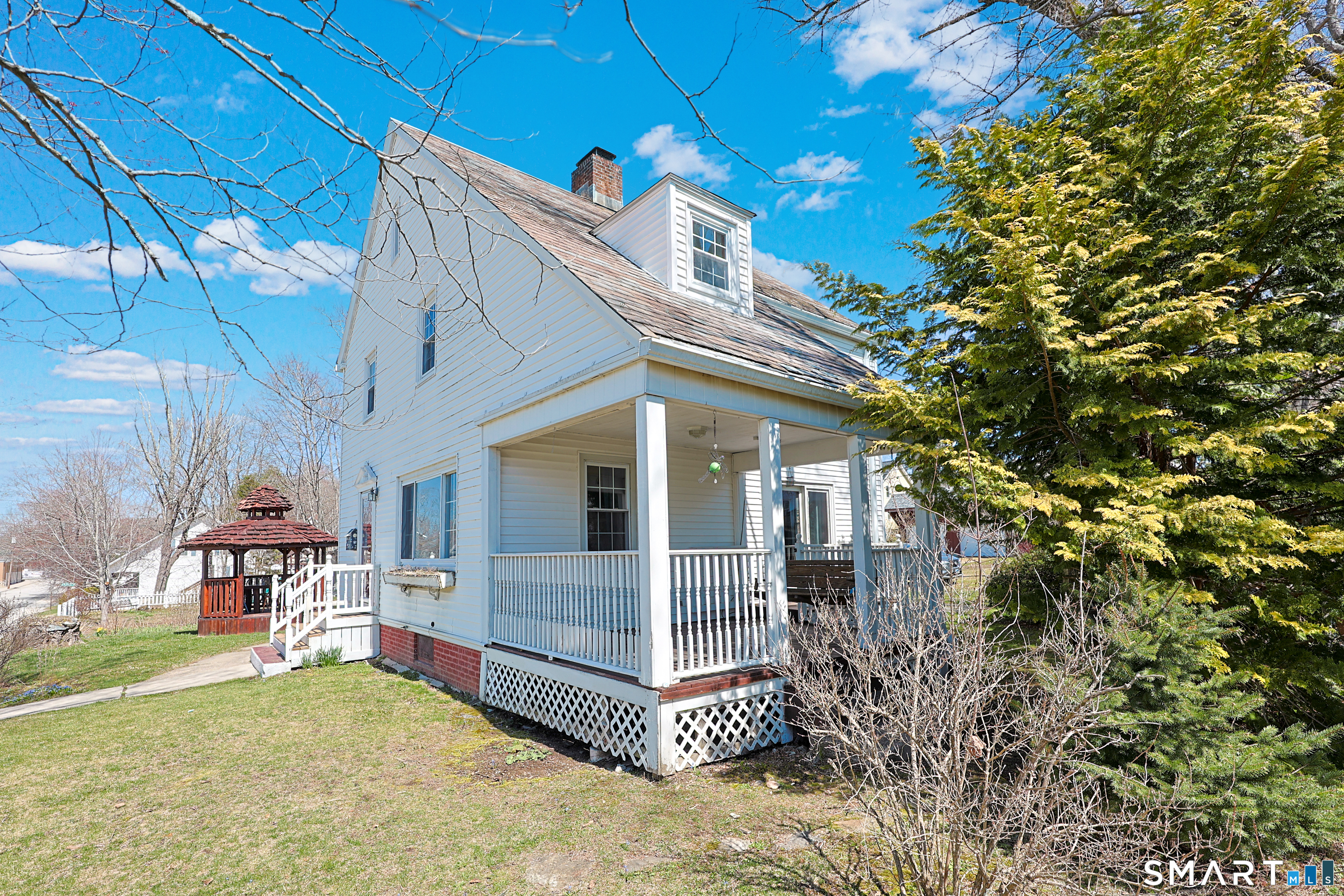 19 Church Street Plainfield, CT 06374 - Photo 32 of 39 a view of a house with a outdoor space