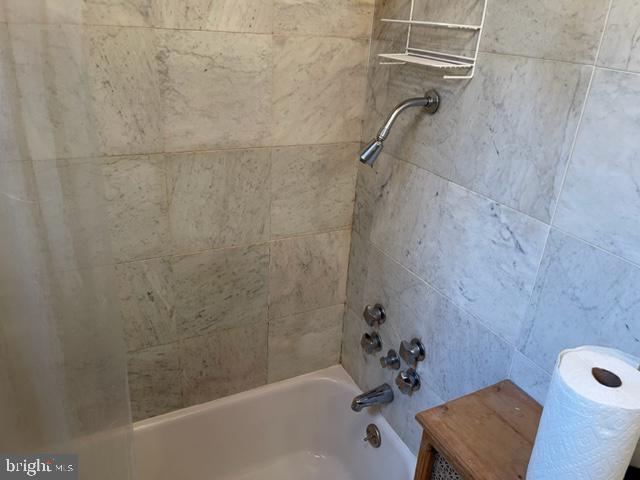 919 Tree Street Philadelphia, PA 19148 - Photo 17 of 23