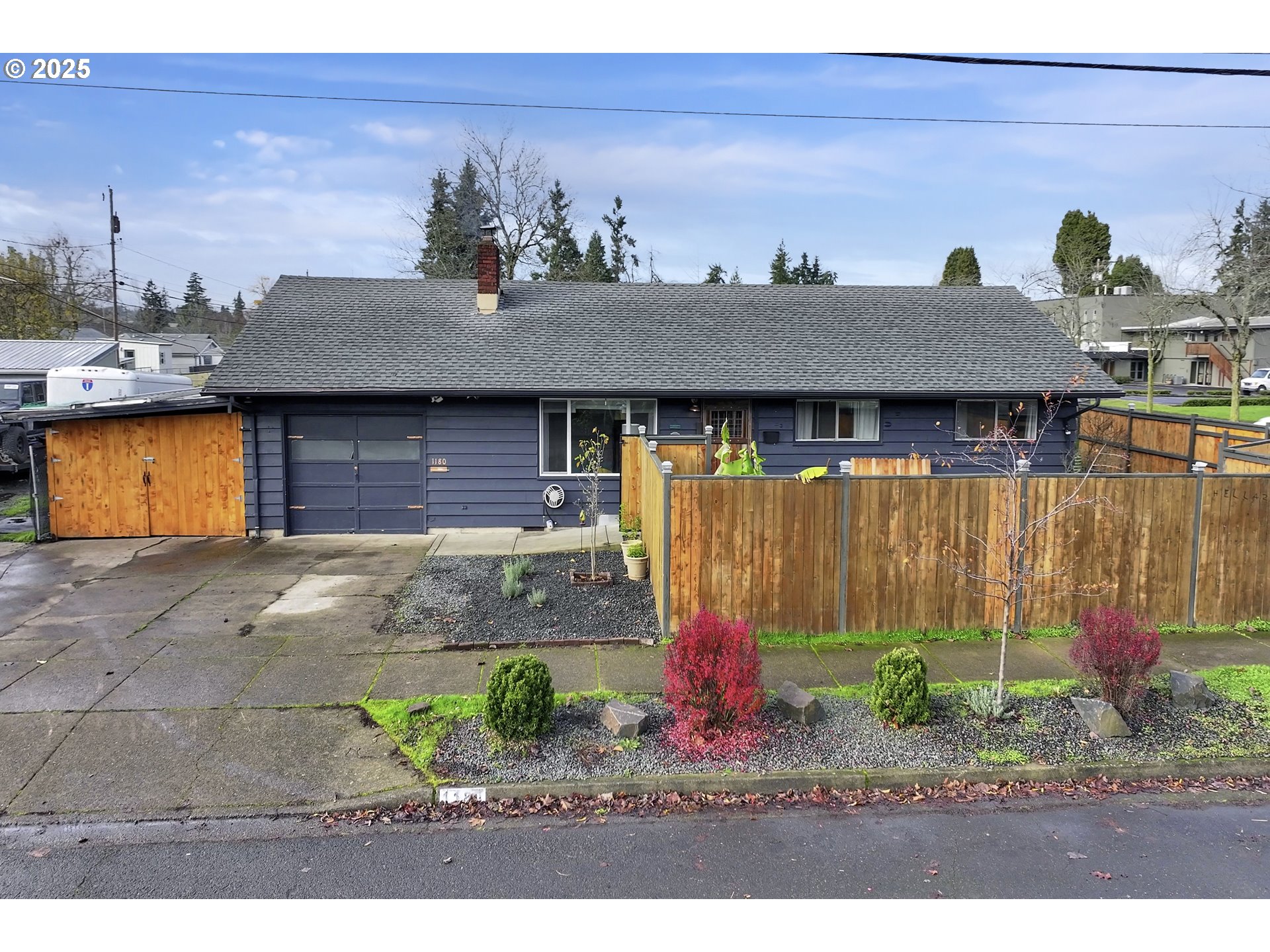 1180 North 12th Street Springfield, OR 97477 - Photo 1 of 38