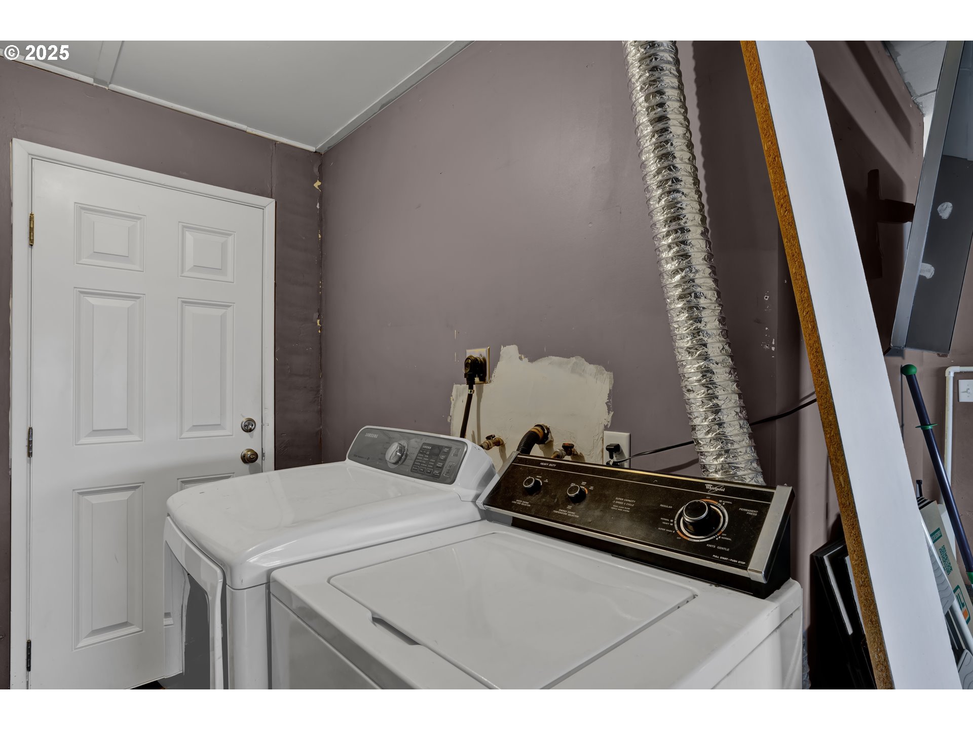 1180 North 12th Street Springfield, OR 97477 - Photo 27 of 38