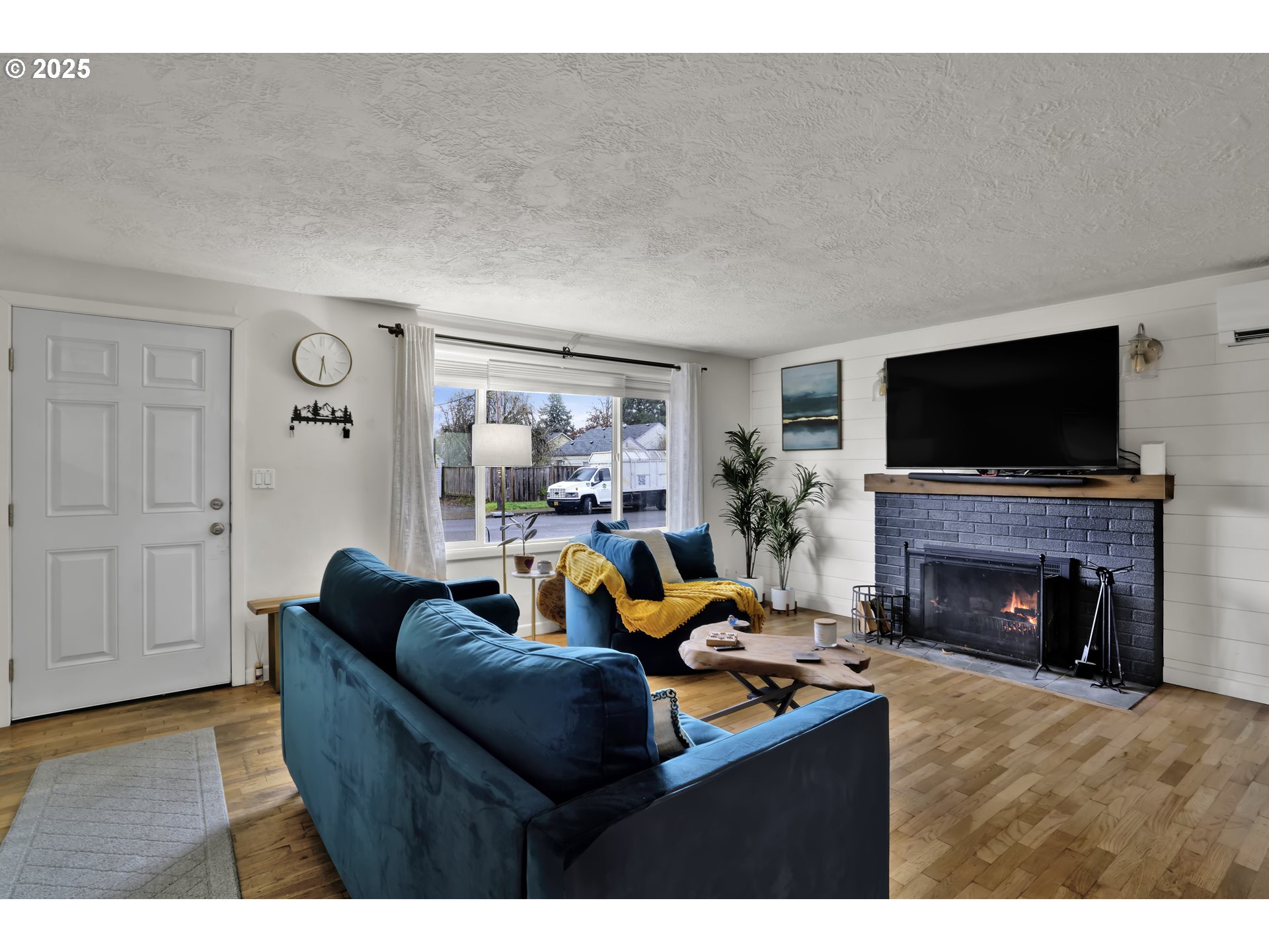 1180 North 12th Street Springfield, OR 97477 - Photo 9 of 38