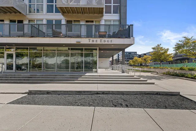 $242,500 | 1902 North Commerce Street, Unit 506, Milwaukee, WI 53212