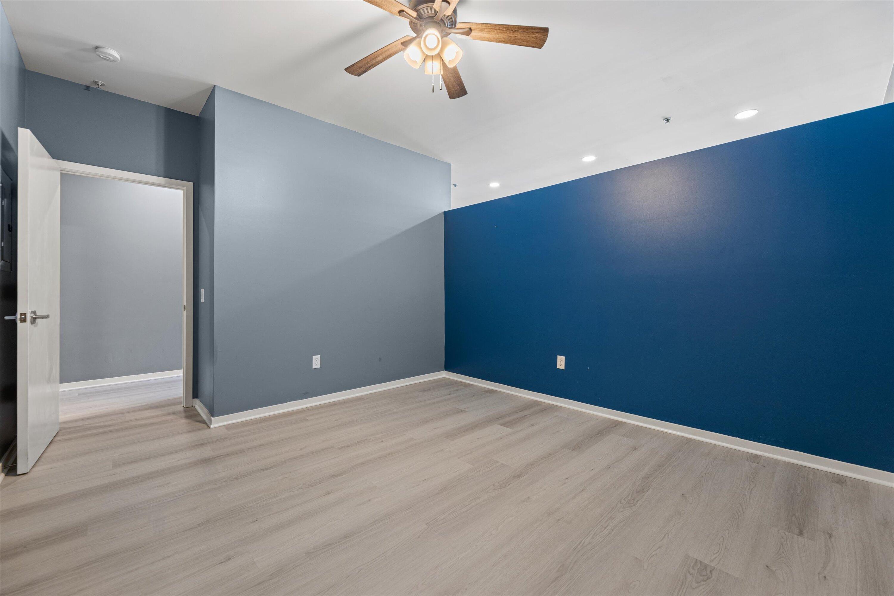 1902 North Commerce Street, Unit 506 Milwaukee, WI 53212 - Photo 12 of 21 06-IMG_2334