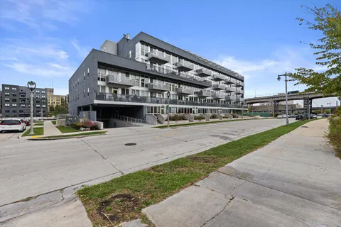 $242,500 | 1902 North Commerce Street, Unit 506, Milwaukee, WI 53212
