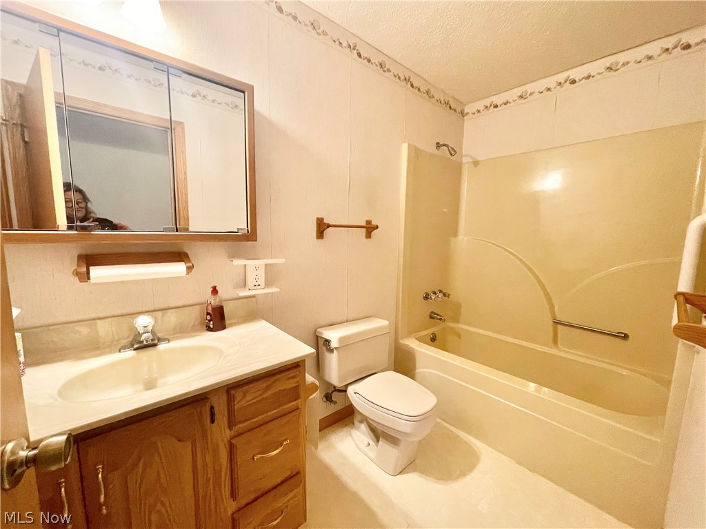 2584 Lake Washington Road Washington, WV 26181 - Photo 22 of 33