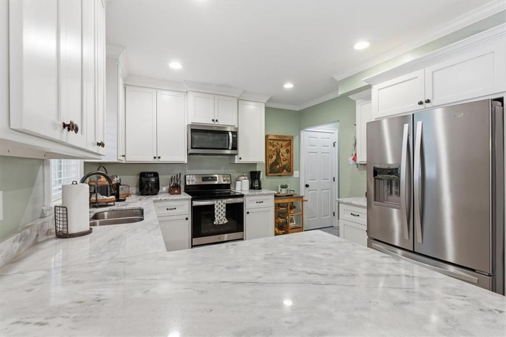 206 Oakwood Street Northwest Rome, GA 30165 - Photo 12 of 50