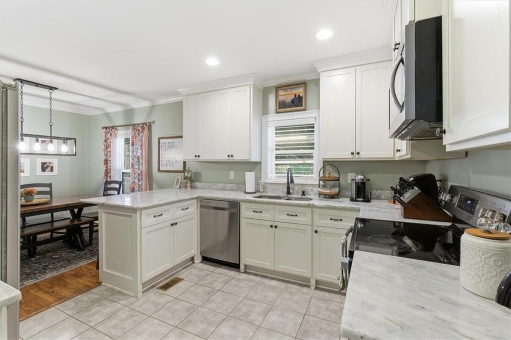 206 Oakwood Street Northwest Rome, GA 30165 - Photo 13 of 50